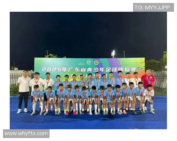 松山湖足球联赛球星风采展现与精彩对决背后的故事