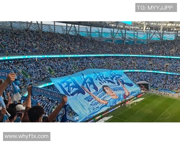 探索Tifo足球明星的精彩瞬间与背后故事，感受球迷艺术的无限魅力